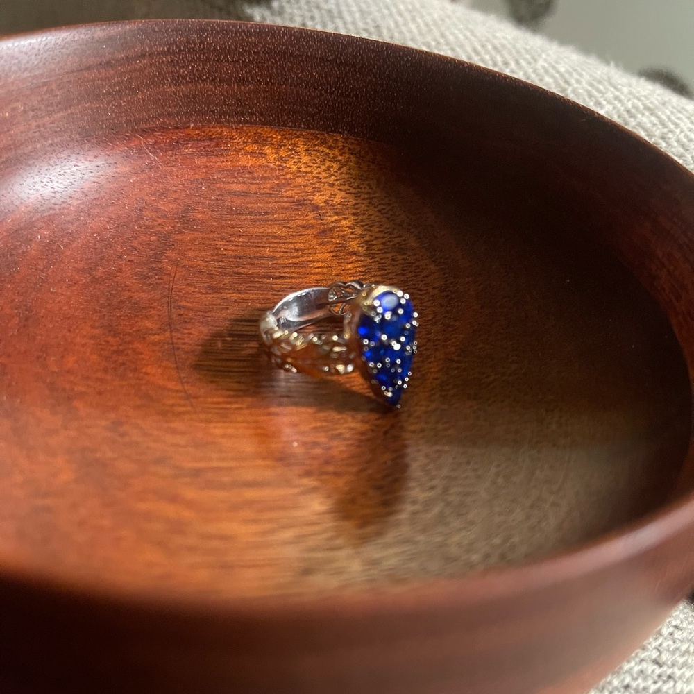 Sapphire Teardrop Ring